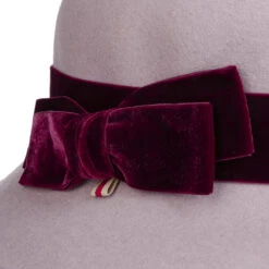 Lavelja Glockenhut By Bedacht -Mode Hut Geschäft Lavelja Glockenhut by bedacht flieder.63836 4rf104