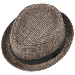 Pentos Diamond Crown Hut By Lipodo